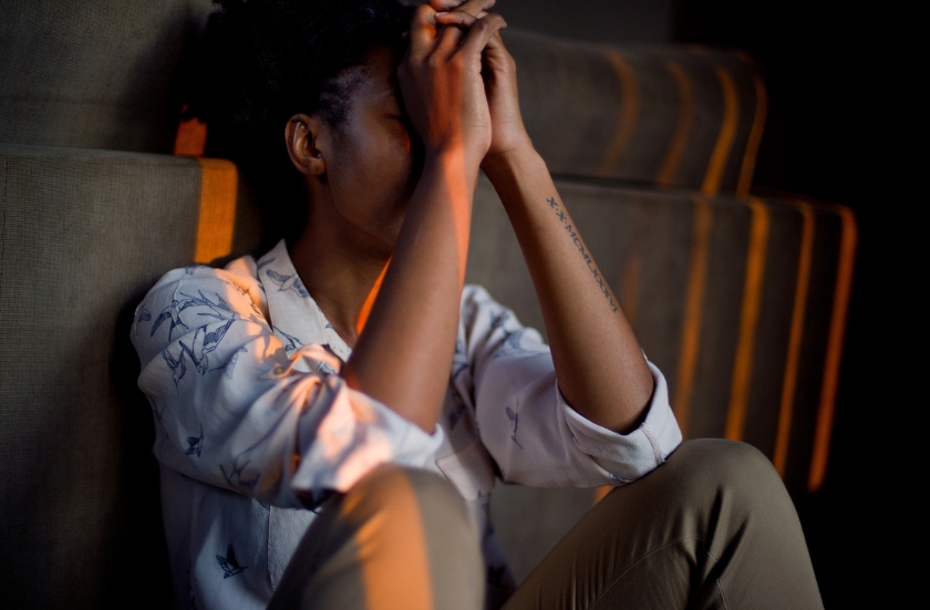 Comment la sophrologie peut vous aider à mieux gérer le stress à Merville